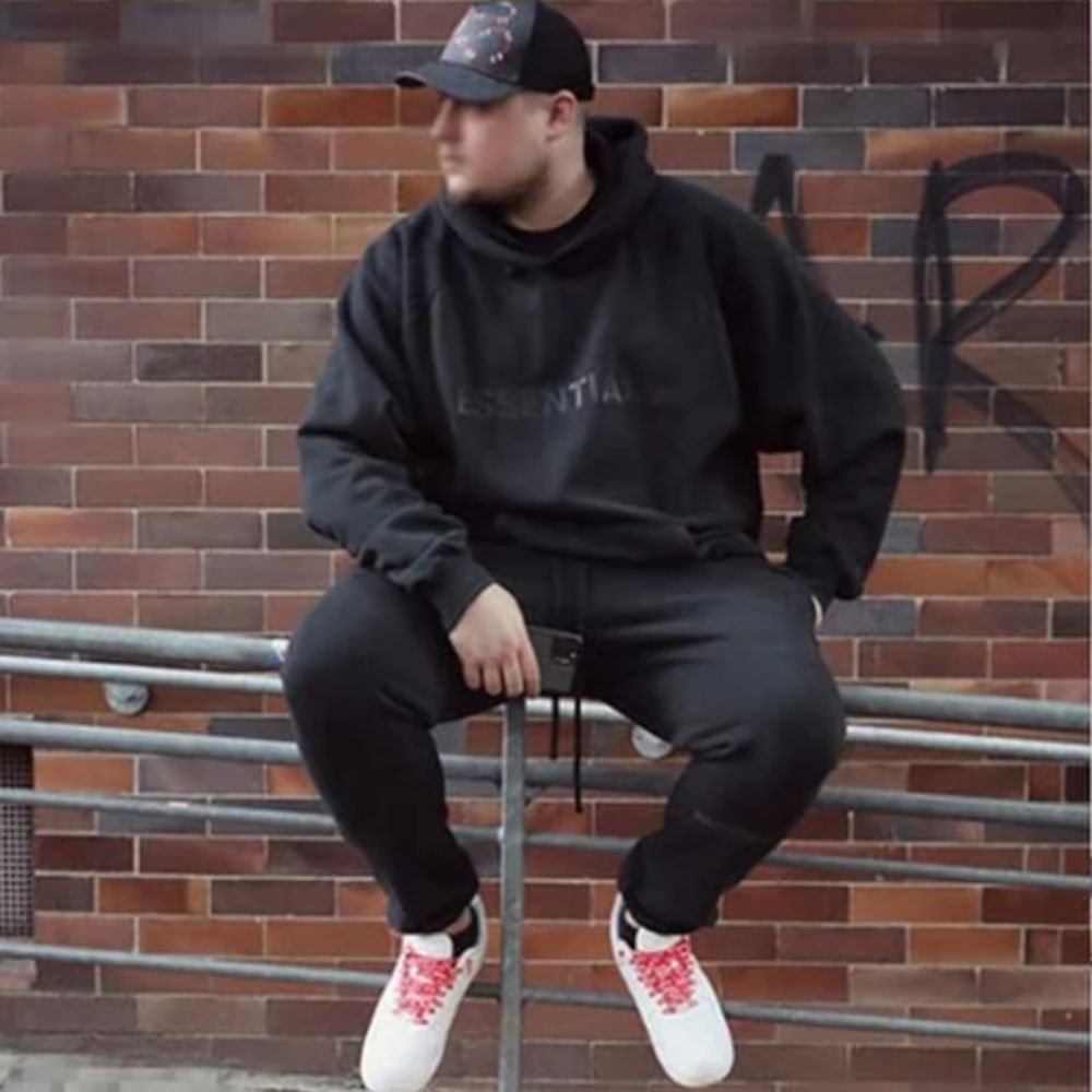 Essentials Hoodie - Black Oversized Long-Sleeve Pullover Unisex